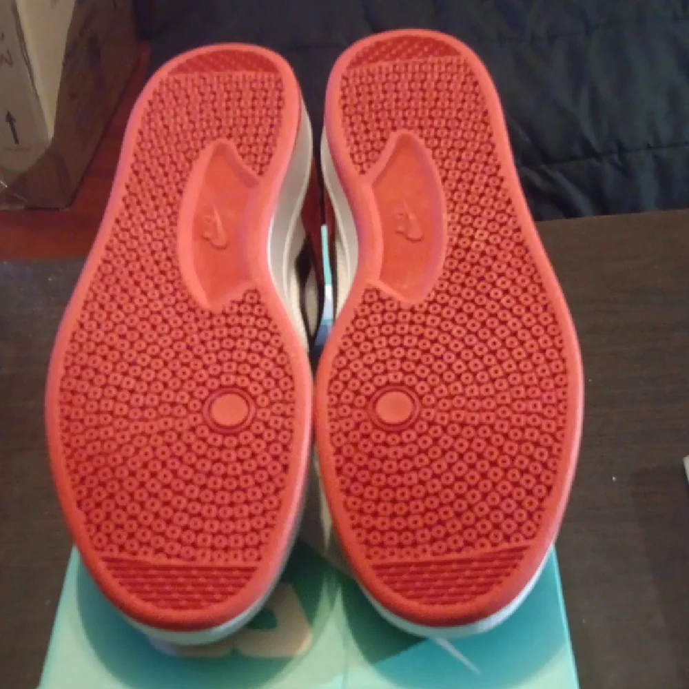 Nike SB Alleyoop Black Toe Sneakers Mens 10 Womens 11.5 NWBOX - Picture 9 of 10